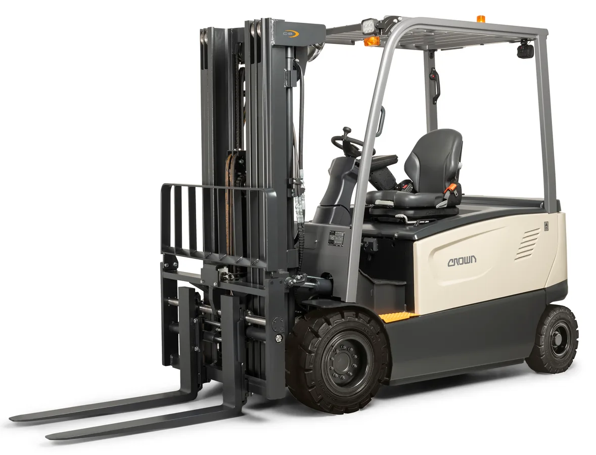 Crown CB30X-7 forklift