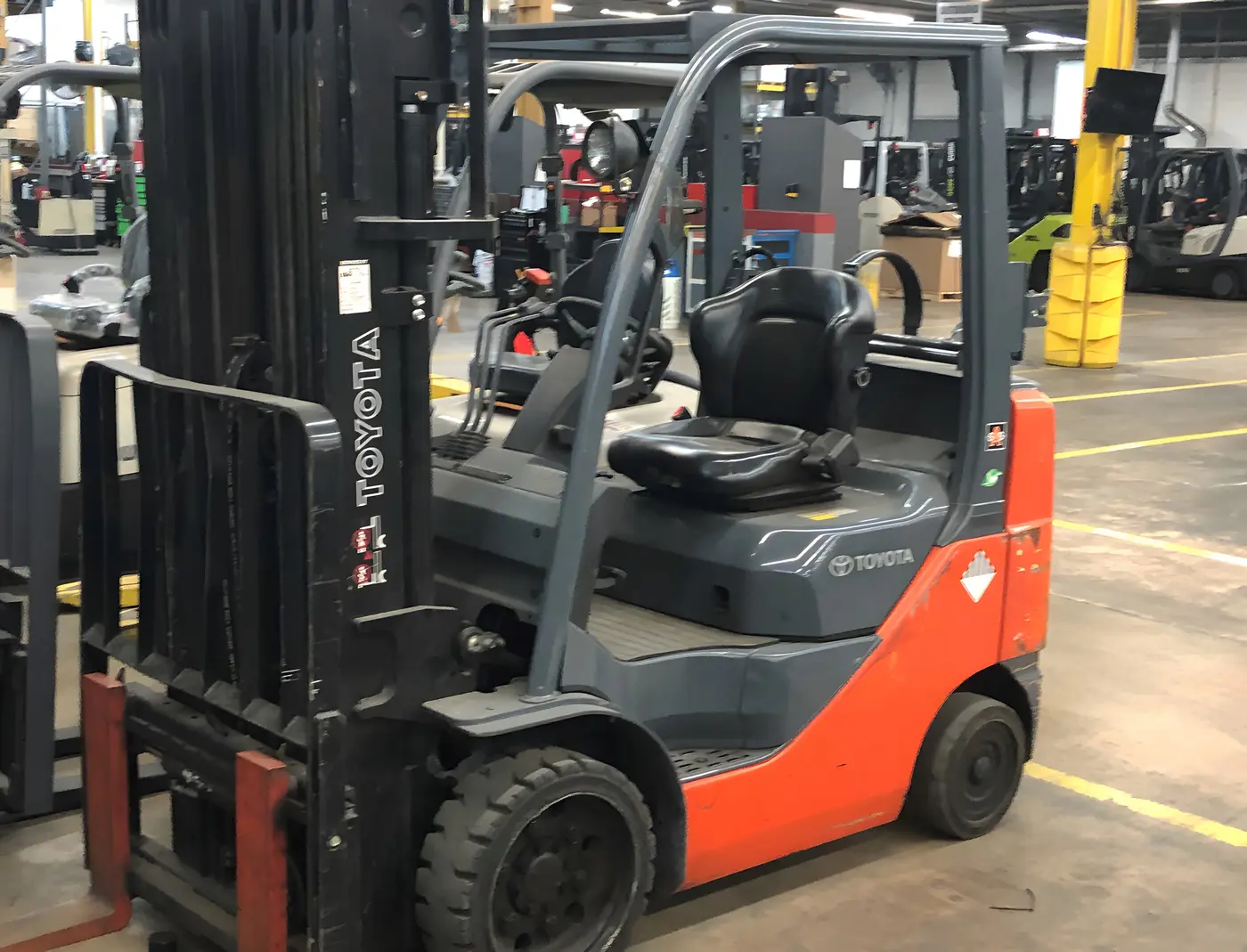 Used Toyota 8FGCU25 LP forklift from our inventory